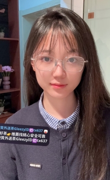 沁沁 160.C.20.45kg 散發著青春洋溢的氣息