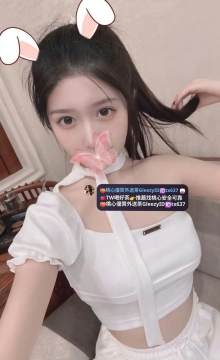 露娜 162 D 47 23歲    性感身材還有翹臀